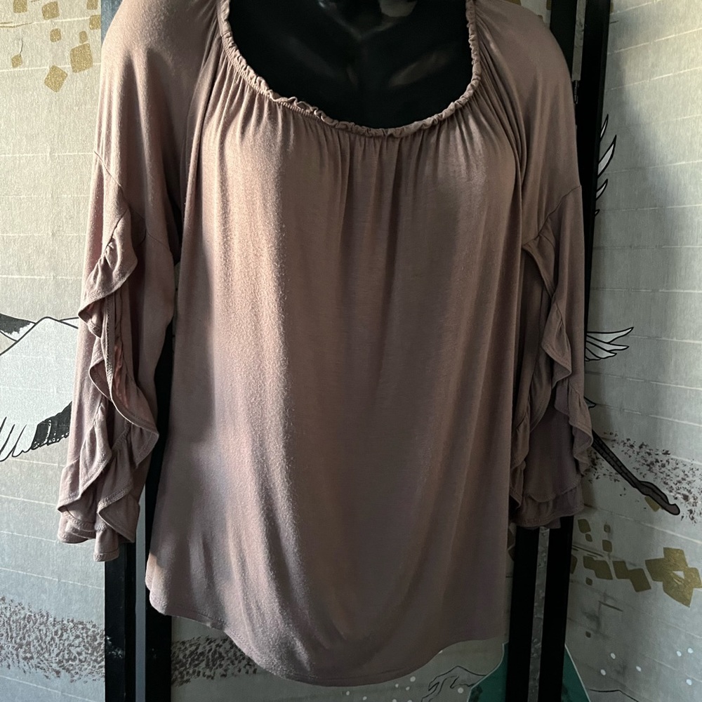 Paradiso Blouse off the shoulder bell shaped ruffled sleeves Size XL